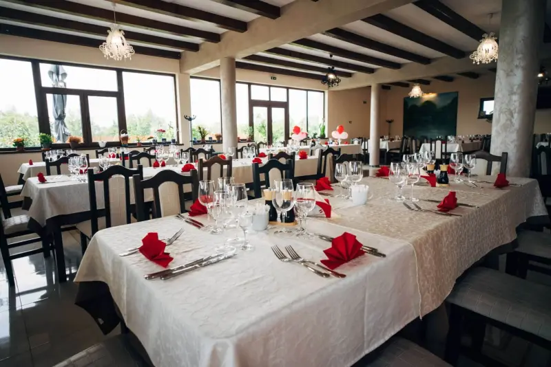 Restaurant nuntă Neamț – Restaurant Lacul Fermecat